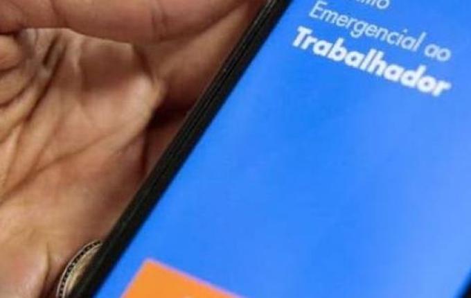 Prefeituras terão que avisar servidores na lista do auxílio emergencial para que devolvam