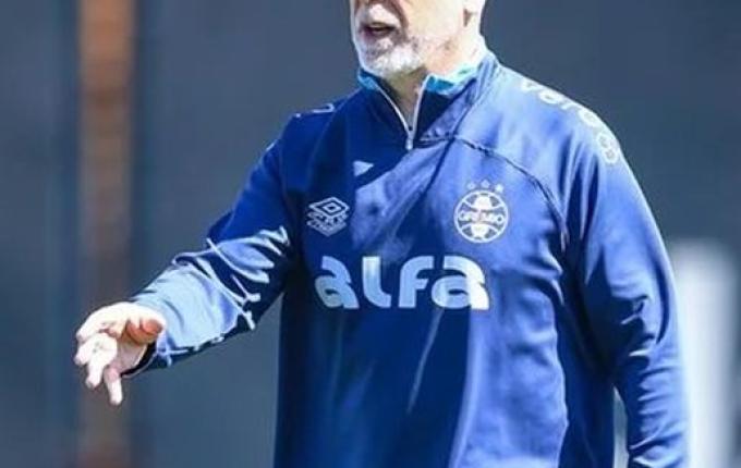 Grêmio tenta desafiar a lógica contra o Flamengo no Maracanã