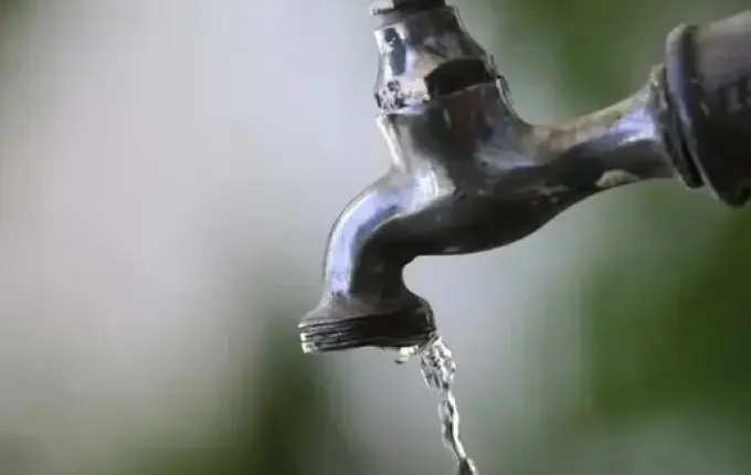 Análise aponta presença de agrotóxicos na água potável de 155 municípios catarinenses