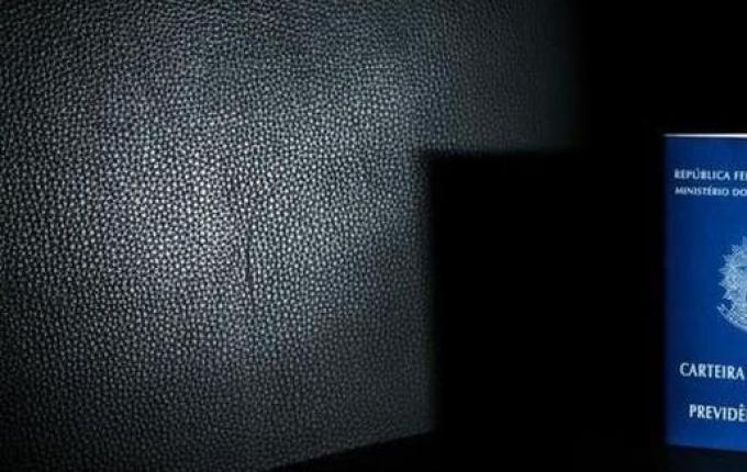 Caixa divulga calendário de saque emergencial de R$ 1.045 do FGTS