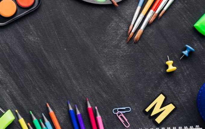 Pesquisa de preços de materiais escolares aponta variação de mais de 200%