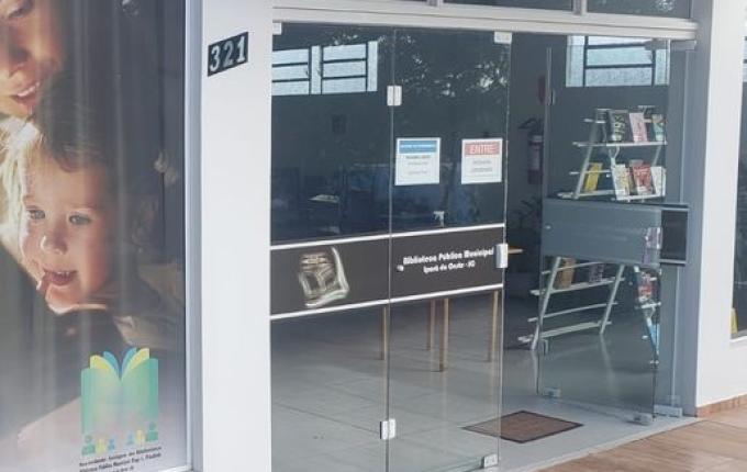 Biblioteca Pública de Iporã do Oeste conta com cerca de 12 mil livros