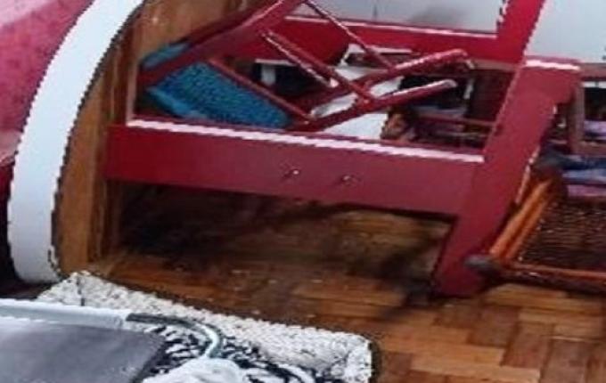 Homem causa danos em residência “para cumprir promessa divina”