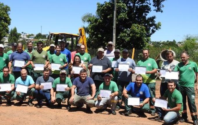 Secretaria de Obras oportuniza treinamento para servidores