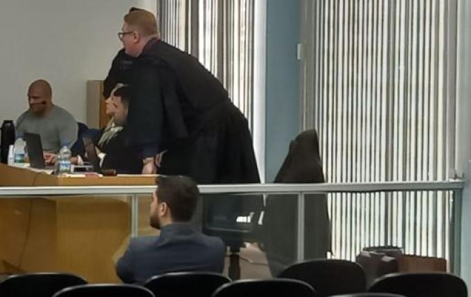 Caso Mauricéia: júri de acusado de matar jovem queimada em Descanso, é realizado em Chapecó