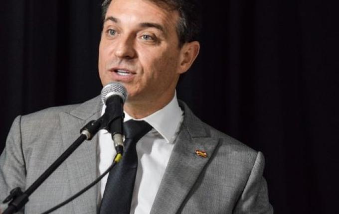 TJ suspende tramitação do processo de impeachment movido contra o governador de SC