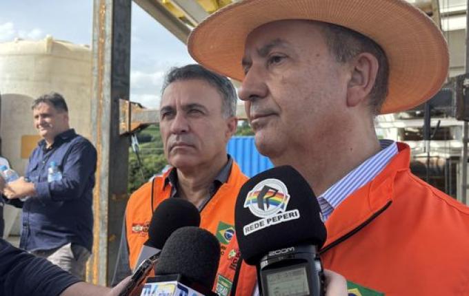 Governador vistoria obras na SC-305; pavimentação deve começar em março