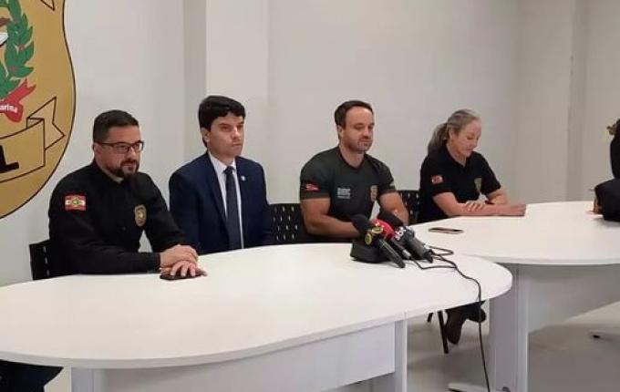 ‘Por likes’: delegado revela motivo das falsas informações sobre ataques em escolas de SC