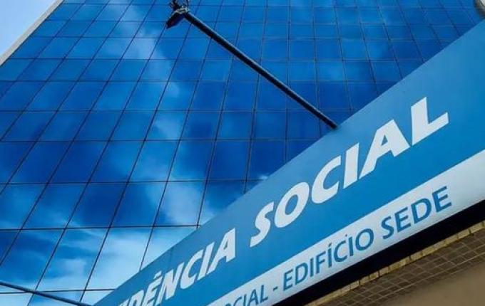 Aposentadorias do INSS acima do salário mínimo têm reajuste de 3,9%