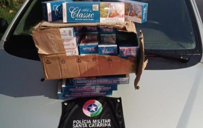 Carga de cigarros contrabandeada é apreendida na SC-161