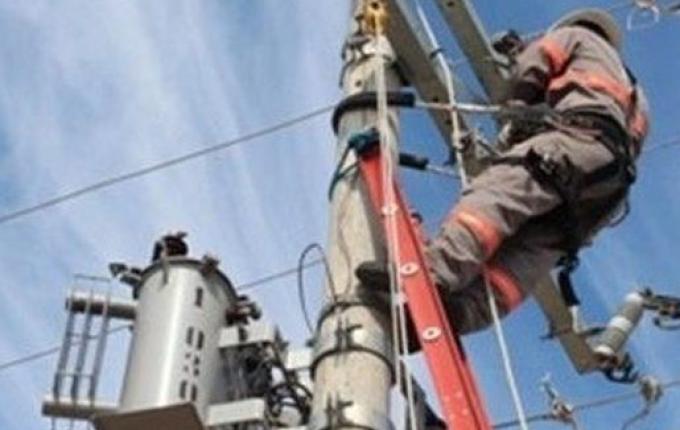 Pássaro causa curto-circuito e deixa mais de 350 imóveis sem luz em SMO