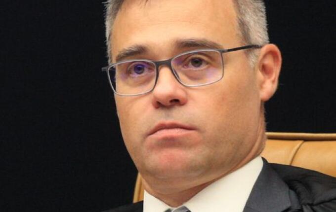 Ministro André Mendonça assume relatoria do caso Master após saída de Toffoli