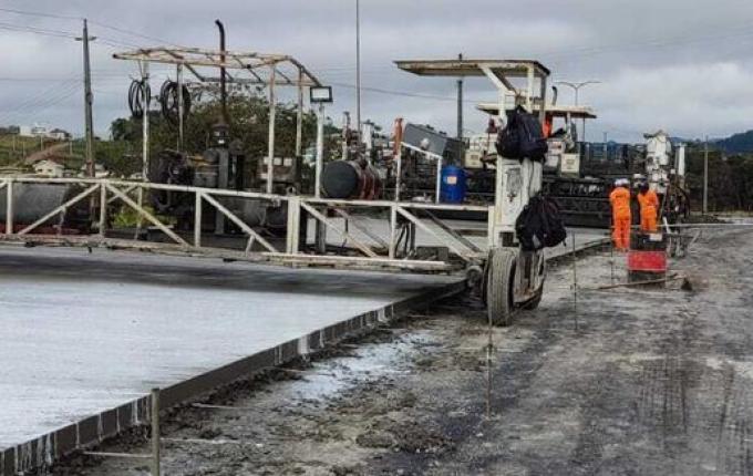Iniciada concretagem da BR-163 na Linha São Domingos, em São José do Cedro