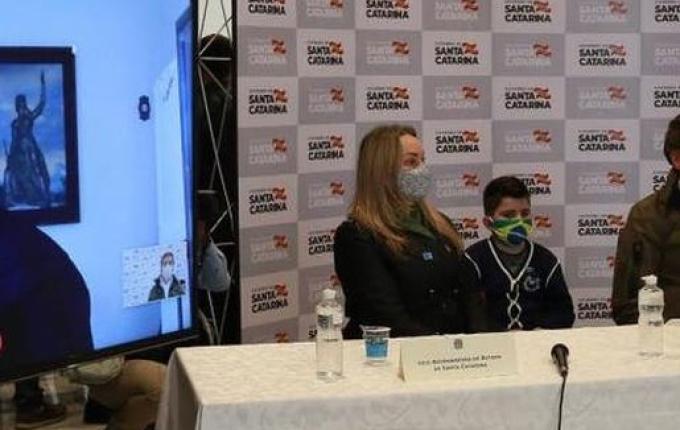 Moisés diz a Bolsonaro que tomou cloroquina no tratamento da COVID-19