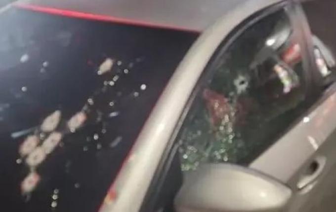 Menino, bebê que levou tiro ainda na barriga da mãe, segue na UTI em SC