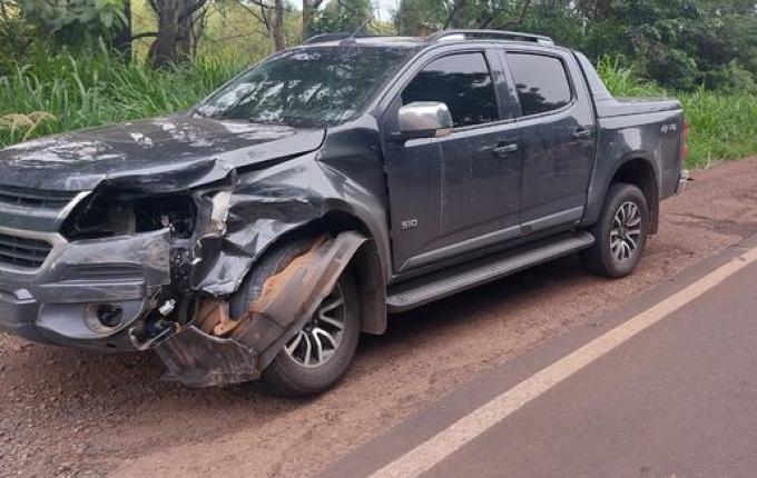 Colisão traseira envolve dois veículos na SC-163, em São João do Oeste