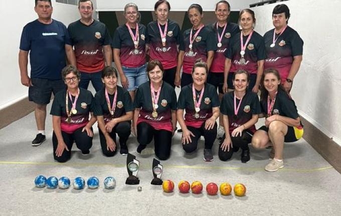Copa Municipal de Bocha Feminina reúne campeãs do JASC em Itapiranga