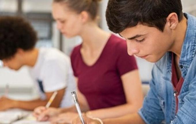 Santa Catarina está entre os estados com menor oferta de Ensino Médio Integral