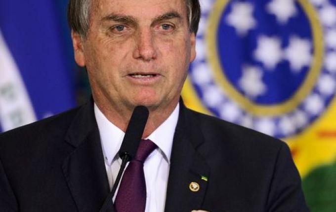 VÍDEO: Bolsonaro diz que vai 'recompor' corte de R$ 43 mi em BRs de SC