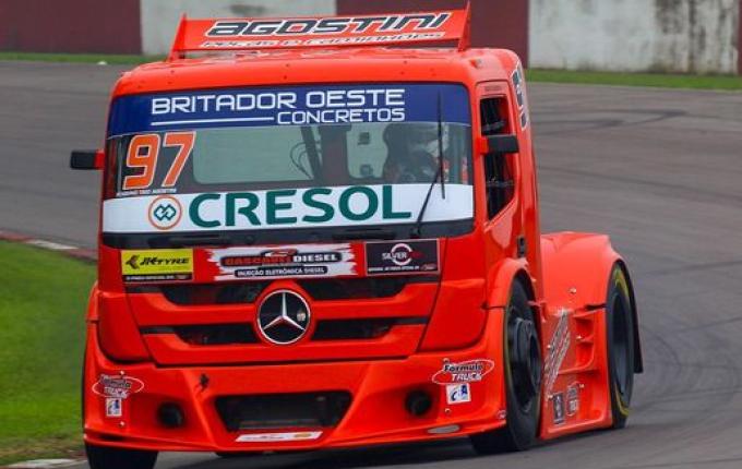 VÍDEO: Taio Agostini conquista segunda etapa da Fórmula Truck