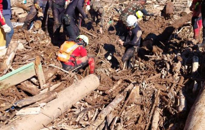 Bombeiros de São Lourenço do Oeste seguem auxiliando no Rio Grande do Sul