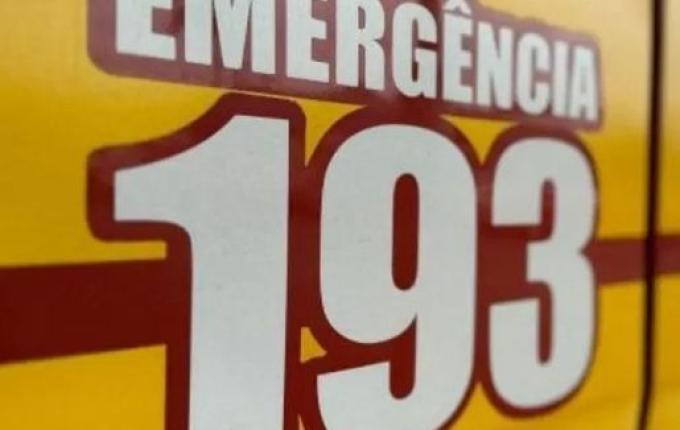 Pedestre morre, outro fica gravemente ferido e motorista foge sem ajudar em Chapecó