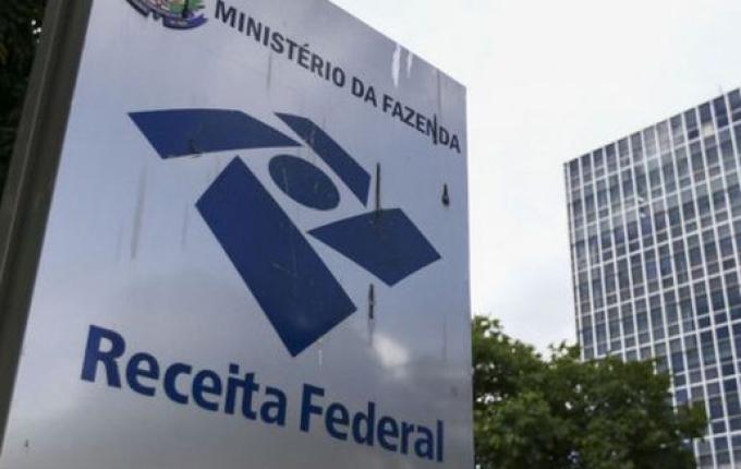 Bazar com produtos doados pela Receita Federal arrecada R$ 30 mil em SMOeste