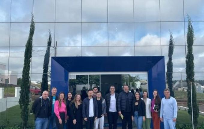 Reunião do Colegiado de Comunicação da AMEOSC elege nova diretoria