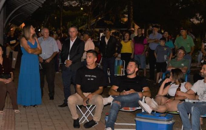 Palma Sola celebra 61 anos de emancipação com shows e bolo