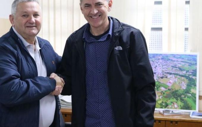Vice-prefeito assume o Executivo de Iporã do Oeste por 15 dias