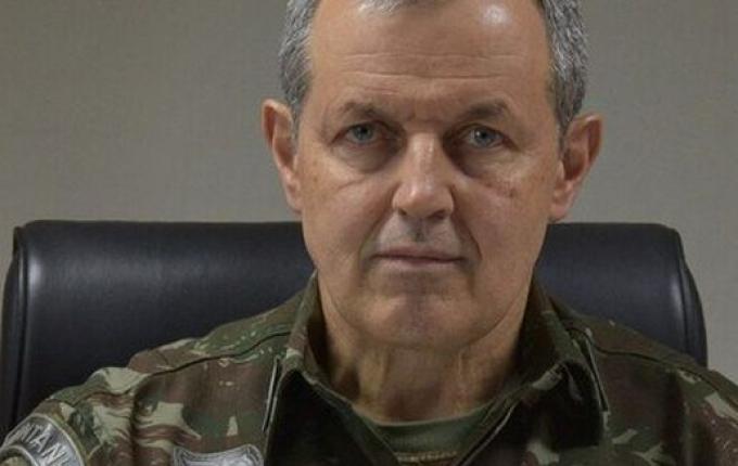'Tem de respeitar o resultado da urna', afirma comandante militar do Sudeste