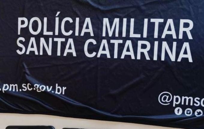 Abordagem a veículo suspeito resulta em prisão por tráfico de drogas em SMOeste