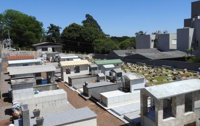 SMOeste pede atenção das famílias para conservação das sepulturas