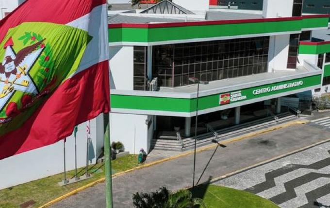 Orçamento de Santa Catarina prevê crescimento de 10% nas receitas totais do Estado para 2026