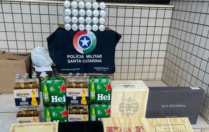 Polícia Militar apreende mais de 5 mil frascos de desodorante