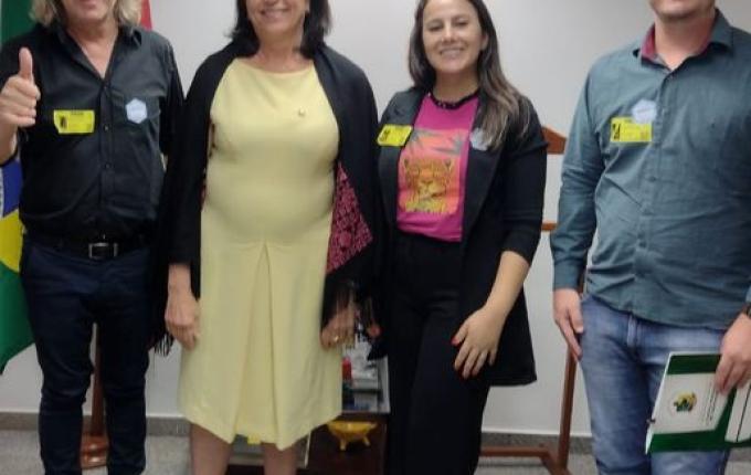 Comitiva viaja à Brasília em busca de mais de R$ 1 milhão em emendas