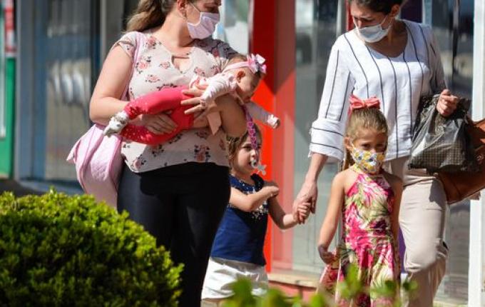 SC tem cinco regiões em nível gravíssimo e mais casos ativos de Coronavírus