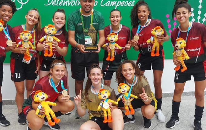 Atleta do Gol de Bico, Ariane é campeã brasileira dos Jogos da Juventude