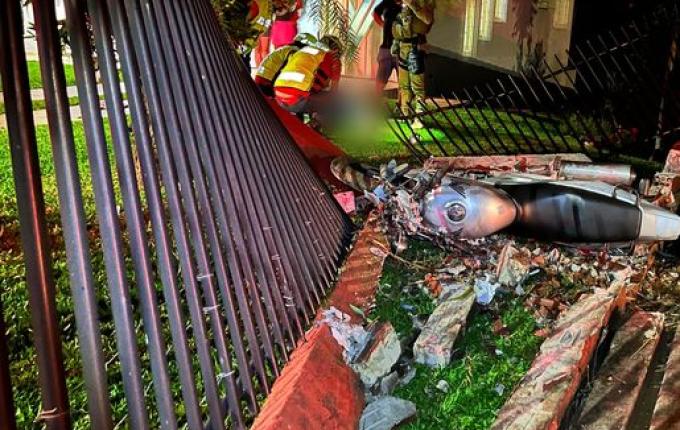 Motociclista é socorrido em estado grave após acidente em SMOeste