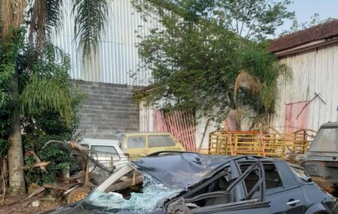 Colaborador da Rádio Atalaia sofre acidente