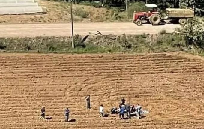 Jovem morre após cair de trator e ser atropelado pelo veículo em SC