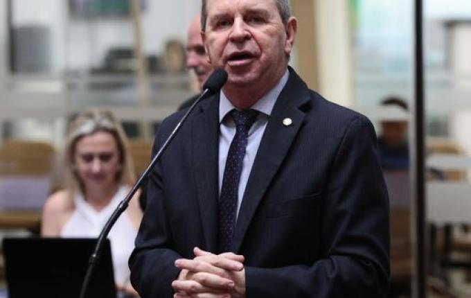 OUÇA: Deputado pede CPI para investigar hospital de campanha em SC