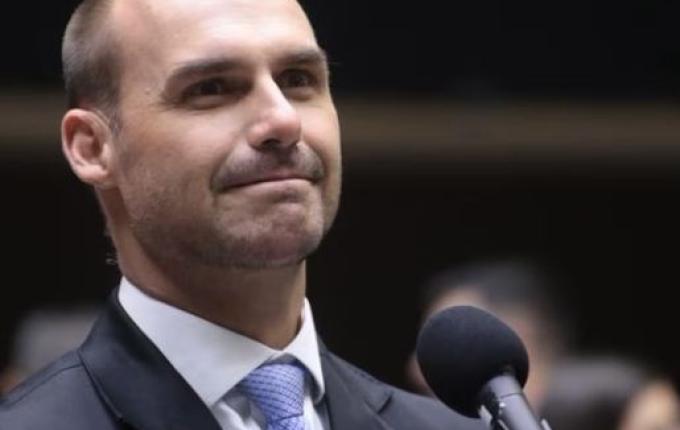 BB denuncia vídeo de Eduardo Bolsonaro e pede ação da AGU contra corrida bancária