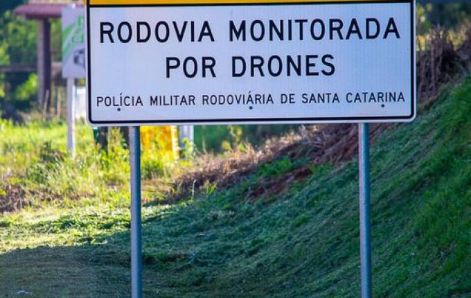 Visando reduzir acidentes nas SCs da região, PMRv intensifica fiscalização com drones