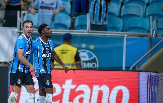 VÍDEO: Grêmio vence o Palmeiras e se afasta do Z-4