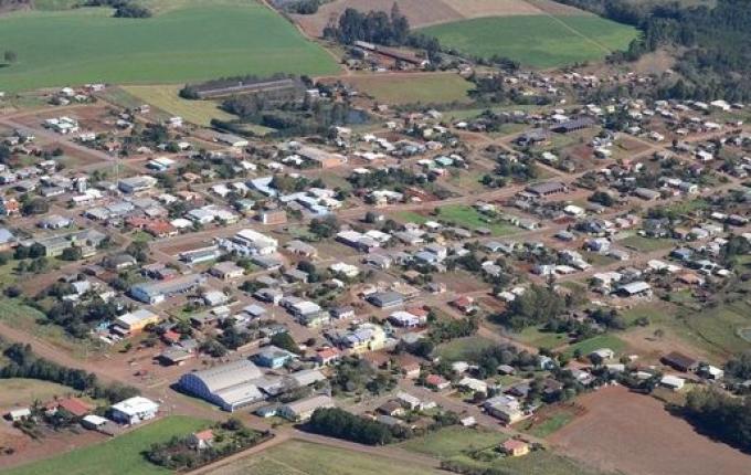 Julgamento de prefeito e vice de Belmonte é suspenso após pedido de vista no TRE-SC