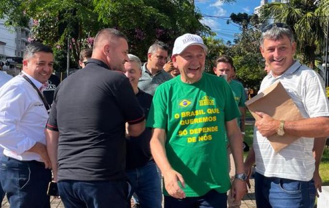 Luciano Hang visita terrenos e reafirma área preferida para Havan em SMO
