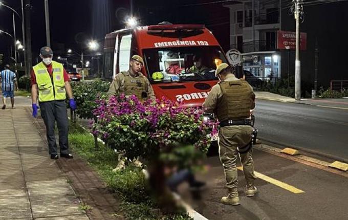 Mulher se joga de veículo após discussão com o marido em São Miguel do Oeste