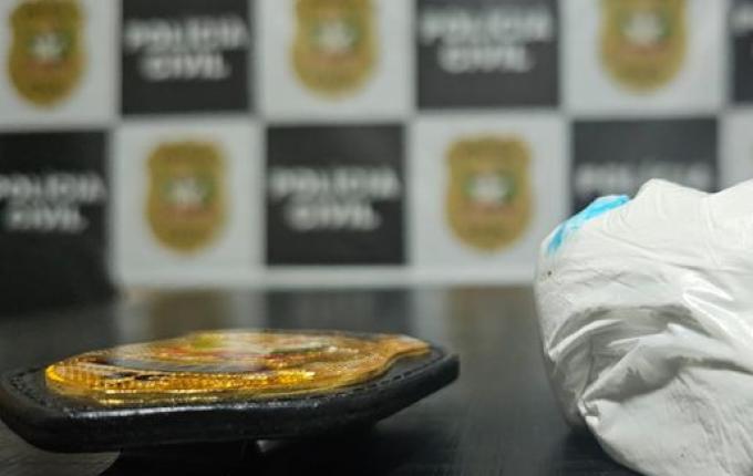 Polícia Civil prende rapaz suspeito de tráfico de drogas em Maravilha
