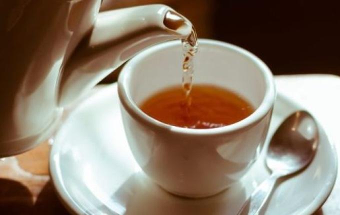 Os 3 chás que realmente eliminam gordura, segundo médico de Harvard